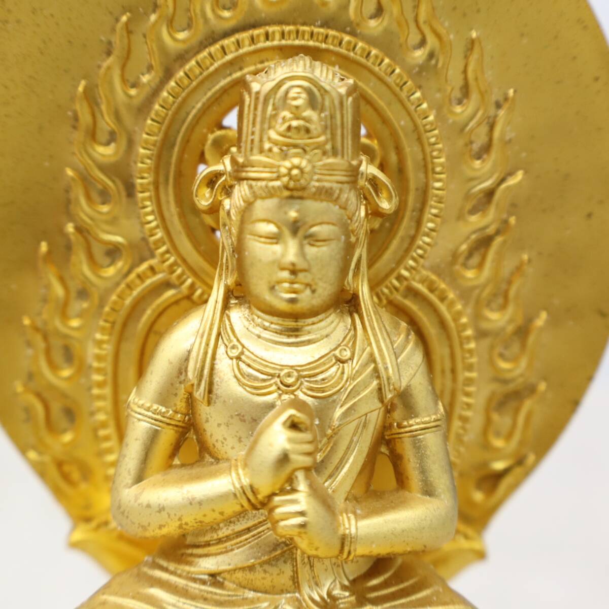 ▽鴻▽ 琉璃製 細密彫 描金 藥師仏 置物 古賞物 中国古玩 こぼさ ▽鴻▽ 琉璃製 細密彫 描金 藥師仏 置物 古賞物 中国古玩 こぼさ