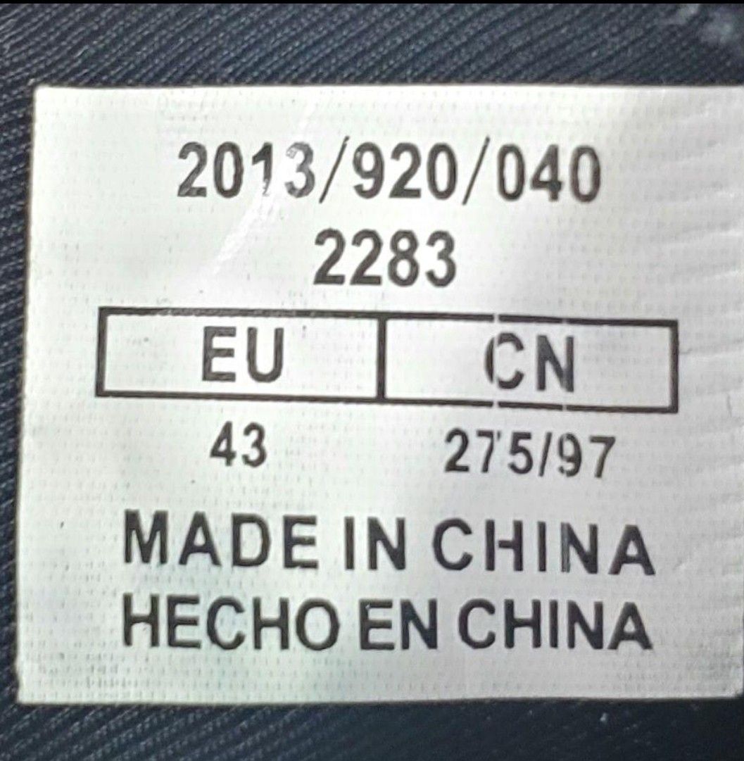 ZARA ザラ VIBRAM ビブラムソール レザーチェルシーアンクル ZARA ザラ VIBRAM ビブラムソール レザーチェルシーアンクル