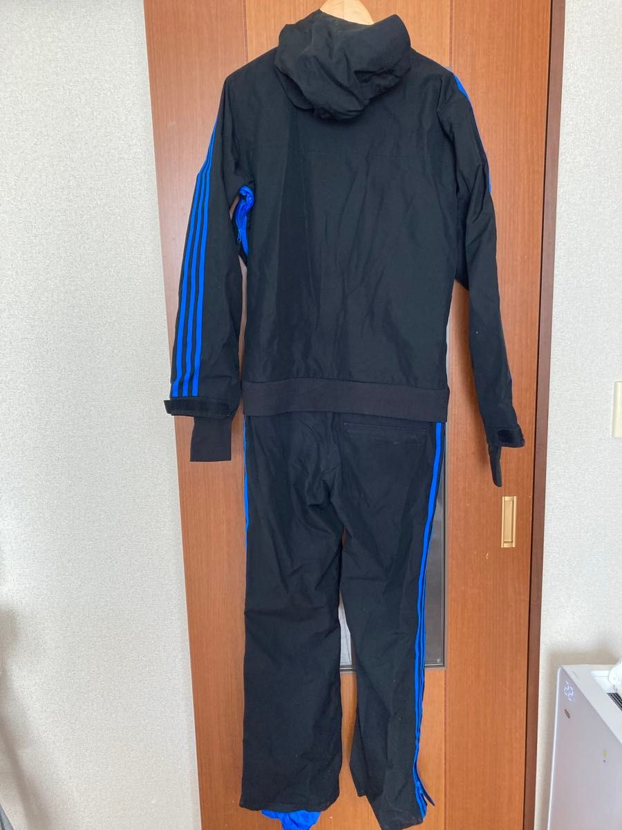 レア 廃盤 XSサイズ adidas アディダス つなぎ スノーボード レア 廃盤 XSサイズ adidas アディダス つなぎ スノーボード