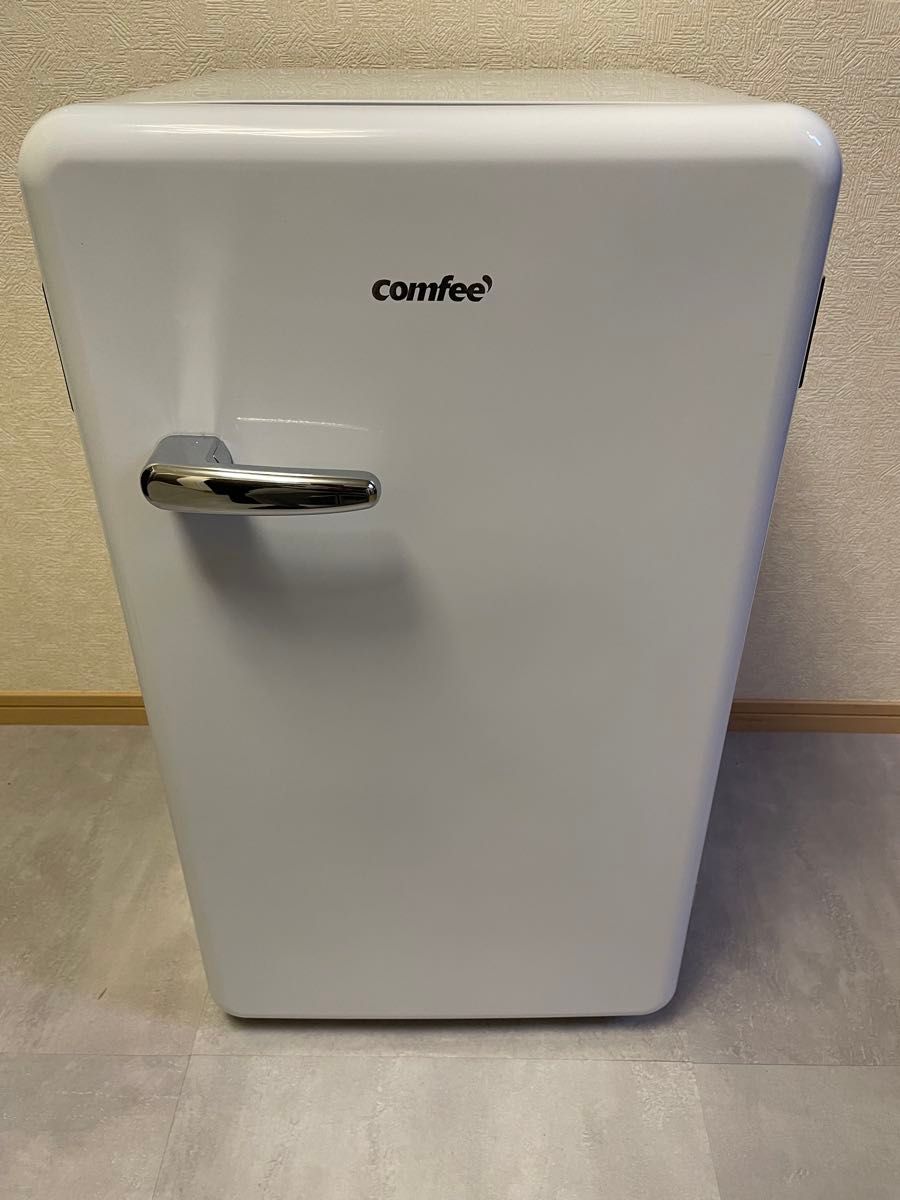 comfee'】冷蔵庫 93L 右開き 1ドア RCD93WHS(E) レトロデザイン comfee'】冷蔵庫 93L 右開き 1ドア RCD93WHS(E) レトロデザイン
