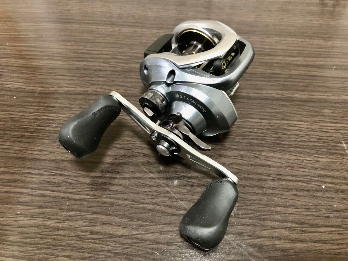 シマノ 15クラド 200 PG 5 5 1 SHIMANO CURADO 右ハンドル シマノ 15クラド 200 PG 5 5 1 SHIMANO CURADO 右ハンドル