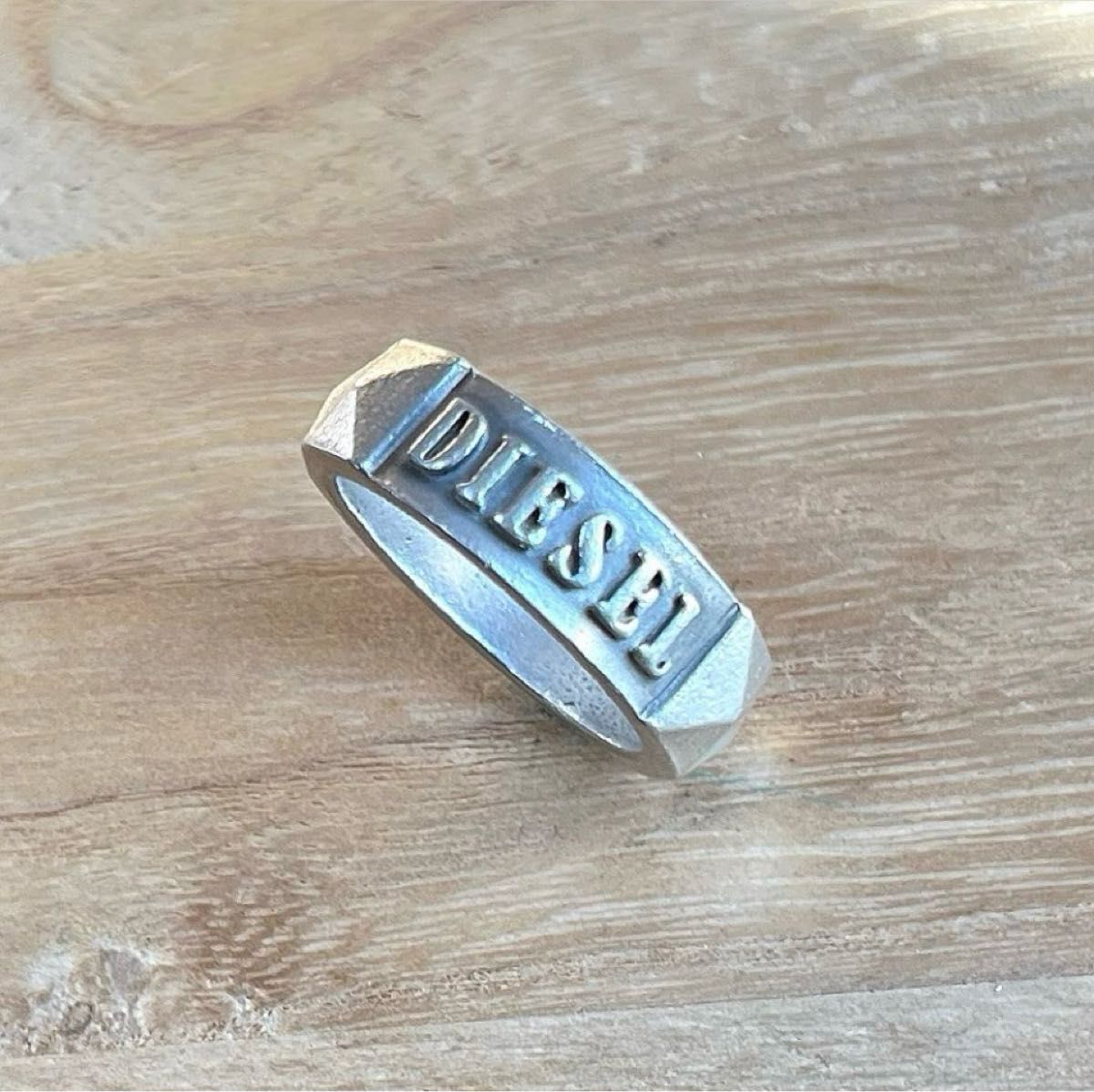 DIESELディーゼル ロゴ スタッズ925 SILVERリング ヴィンテージ DIESELディーゼル ロゴ スタッズ925 SILVERリング ヴィンテージ