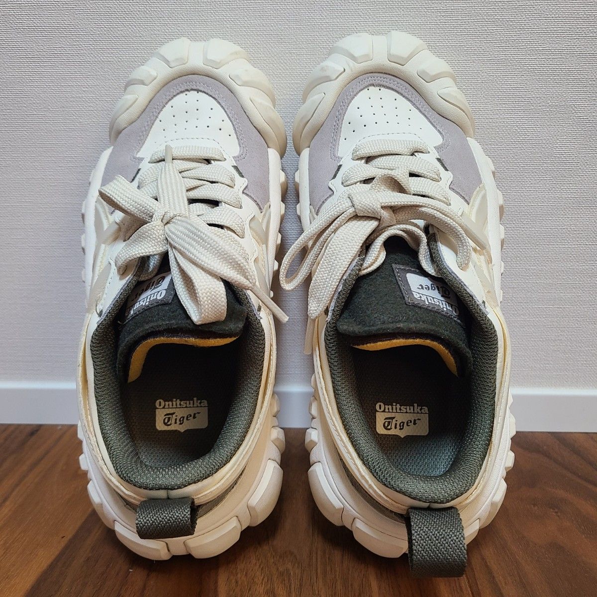 Onitsuka Tiger 24 5 オニツカタイガー ASICS アシックス Onitsuka Tiger 24 5 オニツカタイガー ASICS アシックス