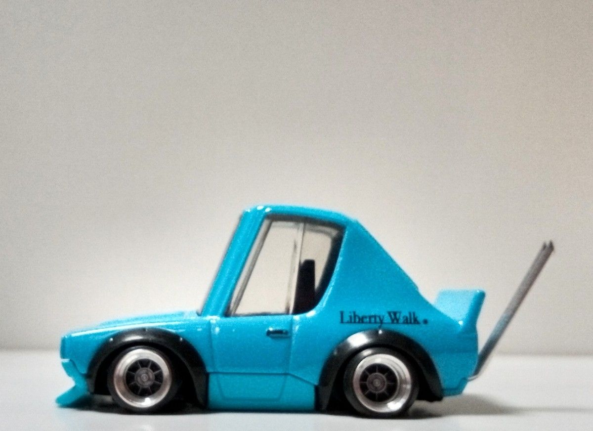 ホットウィールノッポ ケンメリ改造~!全塗装~!リバティーウォーク~!街道レーサ ホットウィール LBWK ケンメリスカイライン ノッポ 改