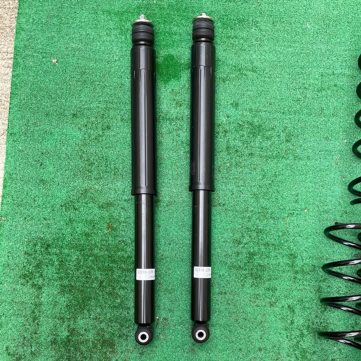 ホンダ N-BOX JF5 JF3 サスペンション ショックアブソーバー ホンダ N-BOX JF5 JF3 サスペンション ショックアブソーバー