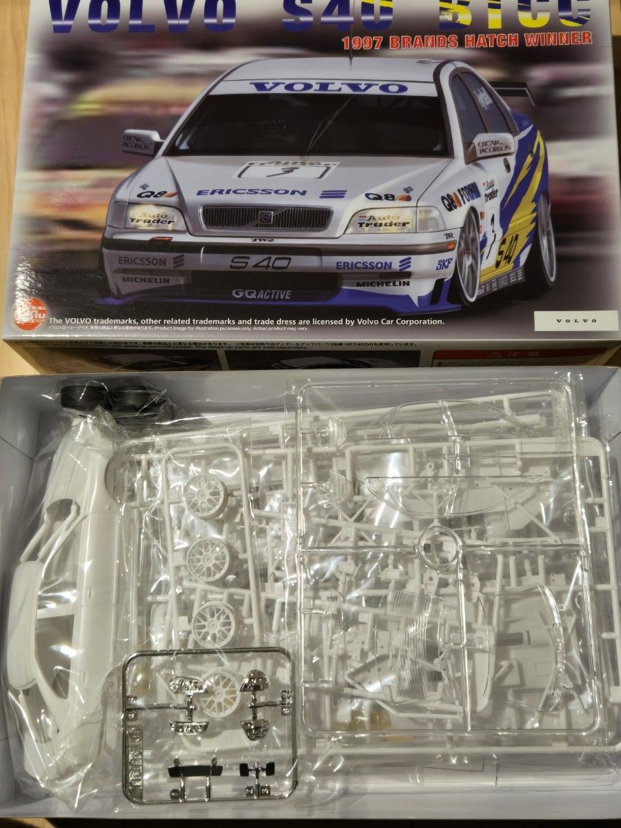 PLATZ/nunu 1/24 ボルボ S40 1997 BTCC ブランズハッチ ウィナー 