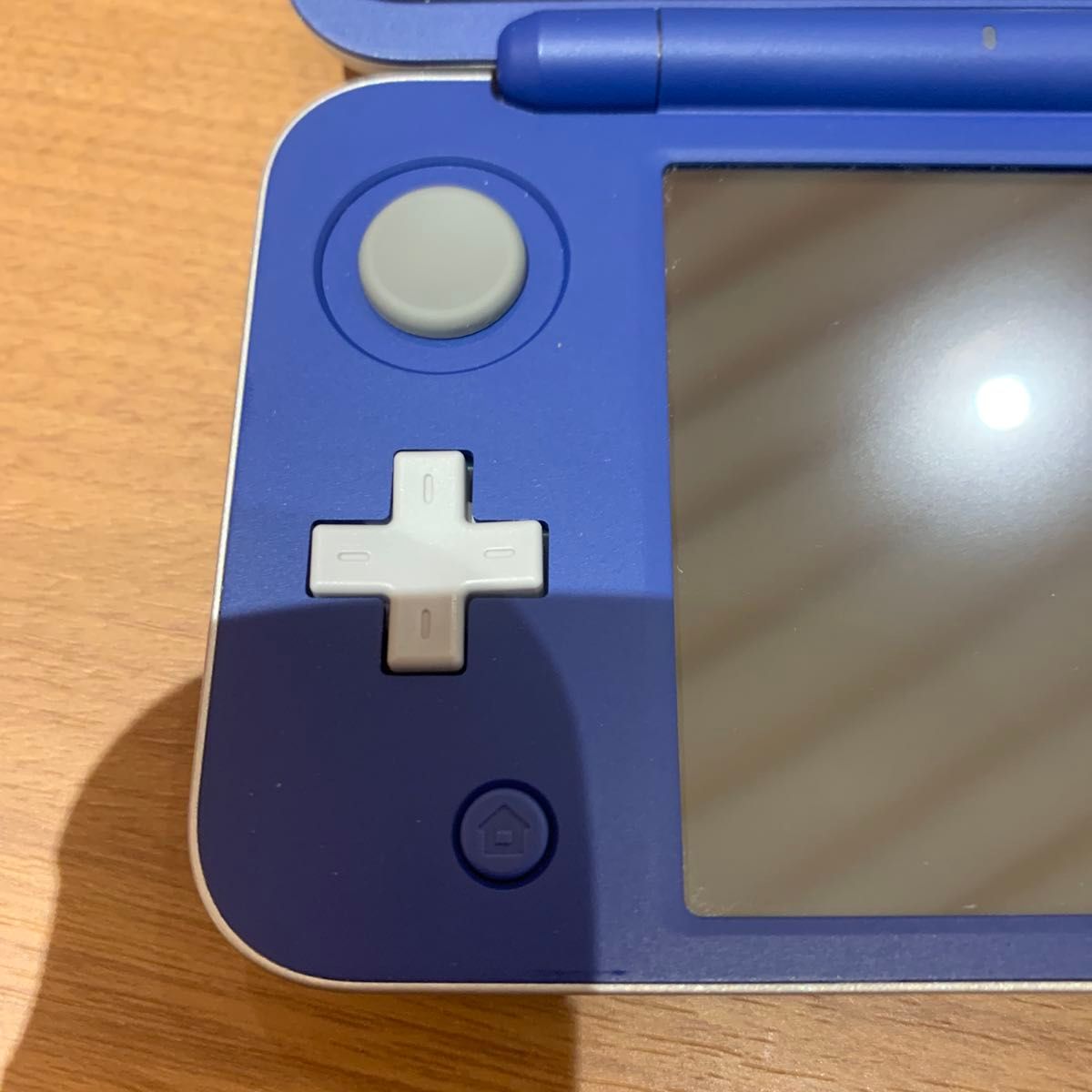 New ニンテンドー2DS LL HYLIAN SHIELD EDITION ハイラル New ニンテンドー2DS LL HYLIAN SHIELD EDITION ハイラル
