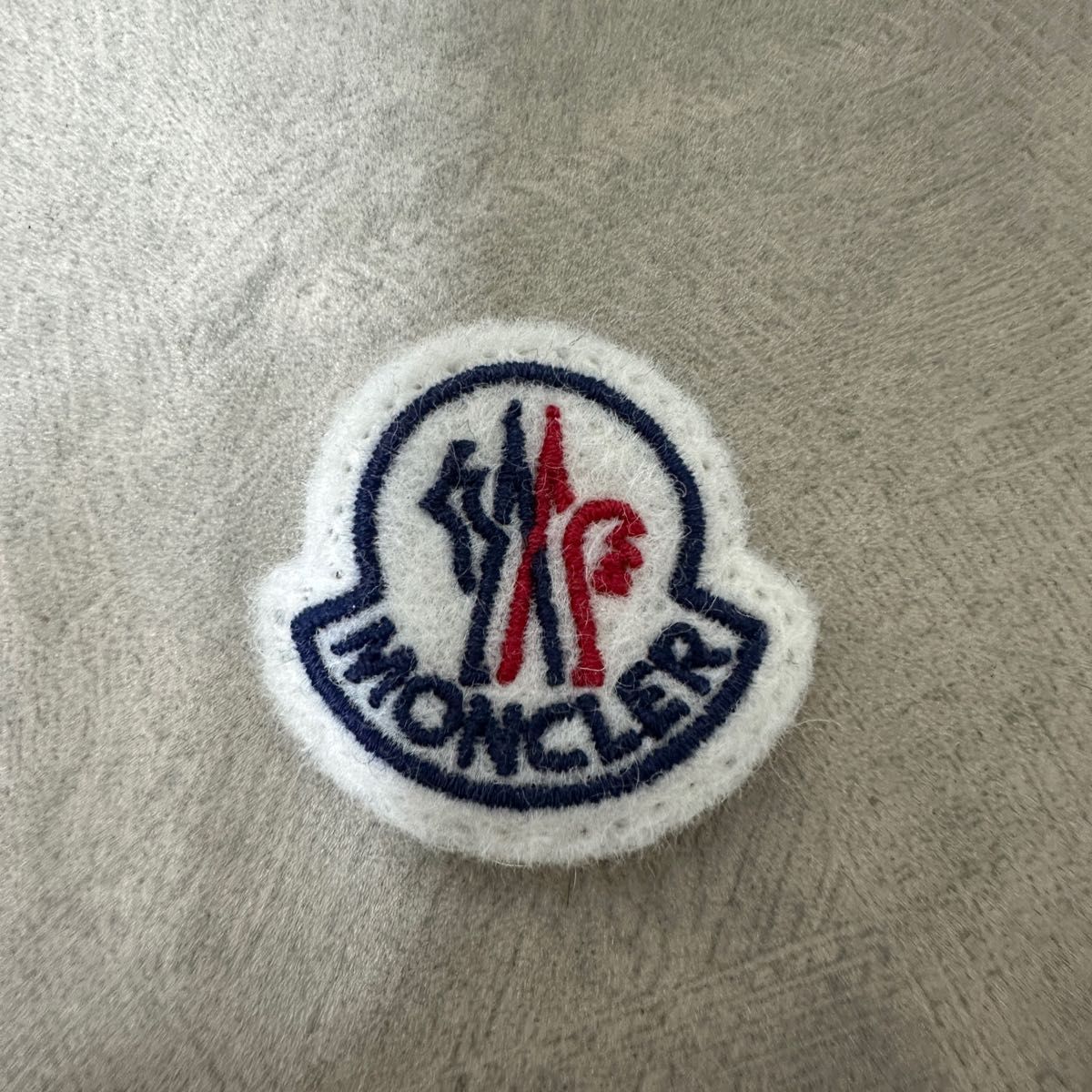 モンクレール MONCLER ワッペン ロゴ 補修 修理 リメイク ダウン モンクレール MONCLER ワッペン ロゴ 補修 修理 リメイク ダウン