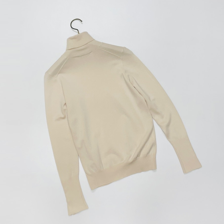 ZARA /M/ ベージュ 長袖タートルネックニットセーター タグ付き ZARA /M/ ベージュ 長袖タートルネックニットセーター タグ付き