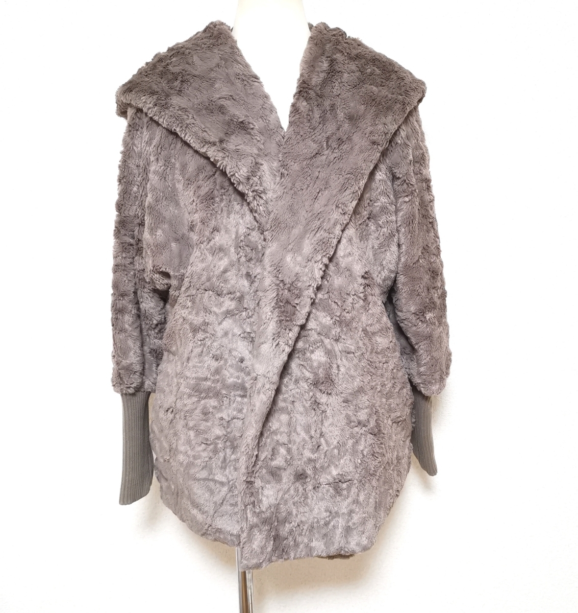 # lady's ( tops )[ Pal ]* half coat * with a hood * fake fur * declared size ( free )* free shipping *z#