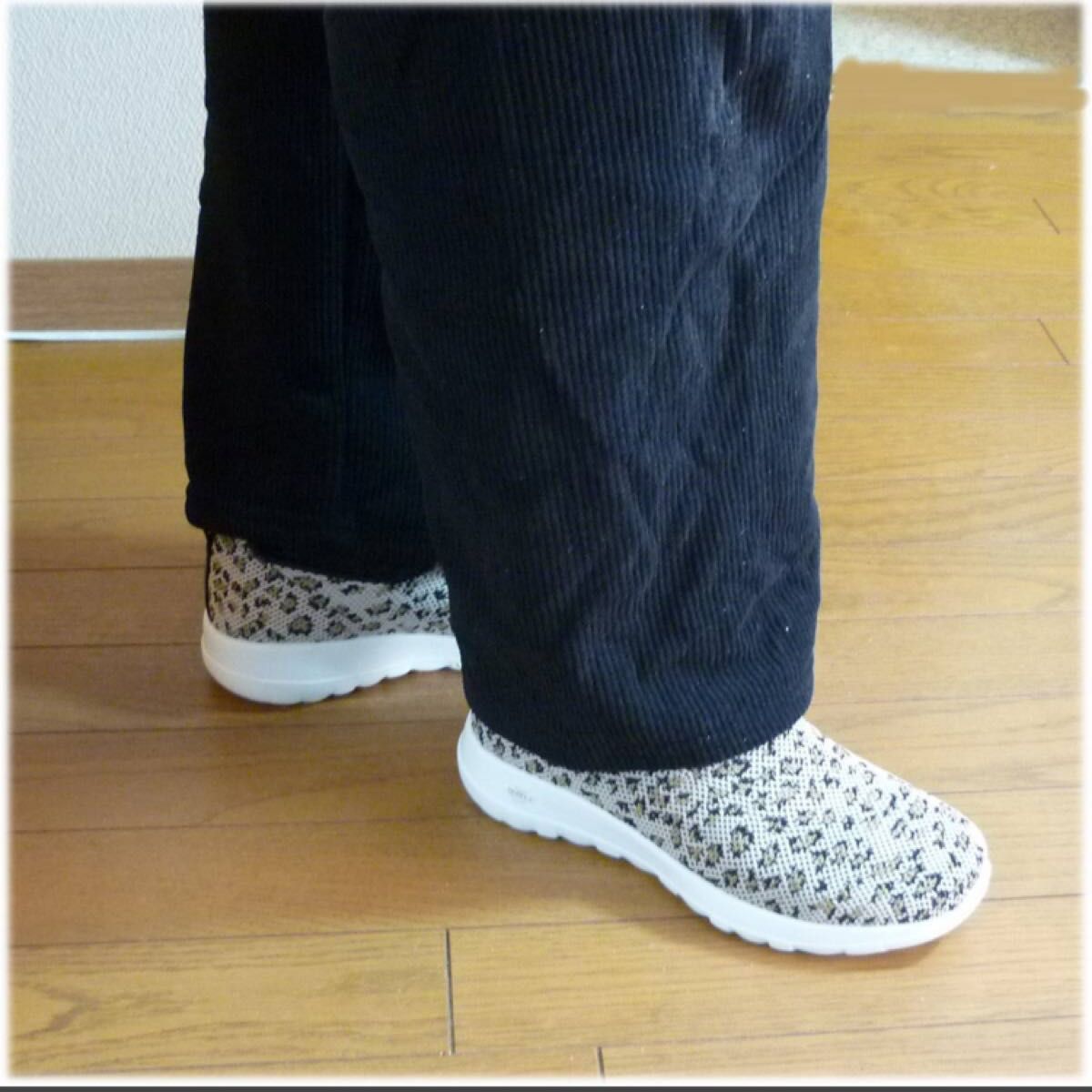 新品24cm★スケッチャーズ Skechers ゴーウォーク ジョイ マライア レオパード柄スリッポン ヒョウ柄スニーカー