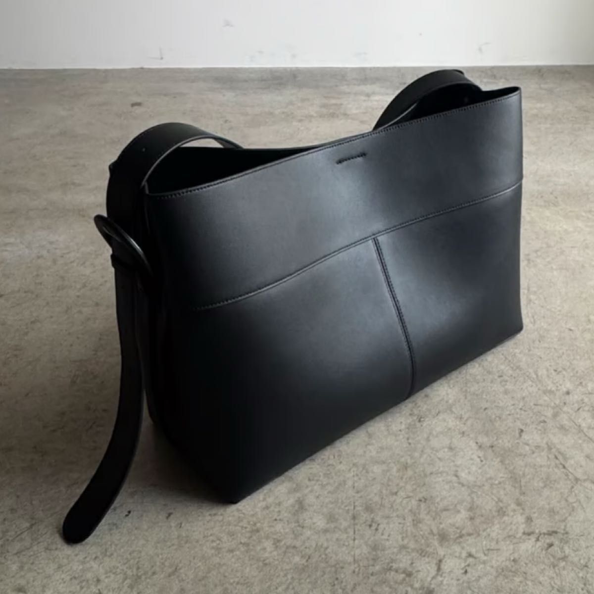 新品【JISTORY】ADJUST BELT SQUARE BAG ブラック|Yahoo!フリマ 新品【JISTORY】ADJUST BELT SQUARE BAG ブラック|Yahoo!フリマ
