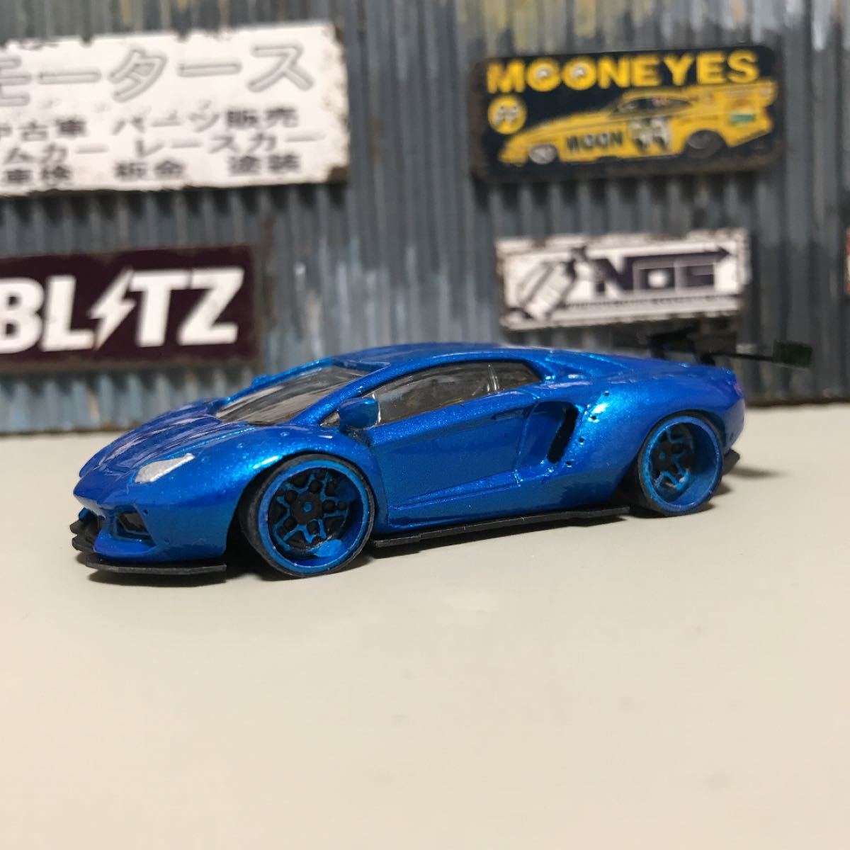 Paypayフリマ トミカ 改造 カスタム ランボルギーニ アヴェンタドール Paypayフリマ トミカ 改造 カスタム ランボルギーニ アヴェンタドール