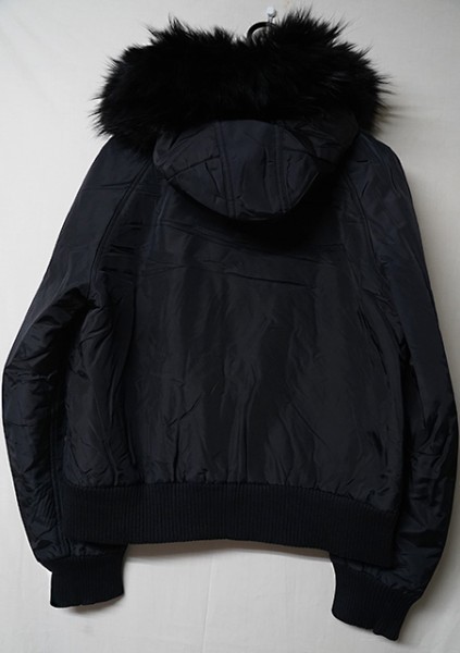 *theory theory * collar fox fur cotton inside jacket black *