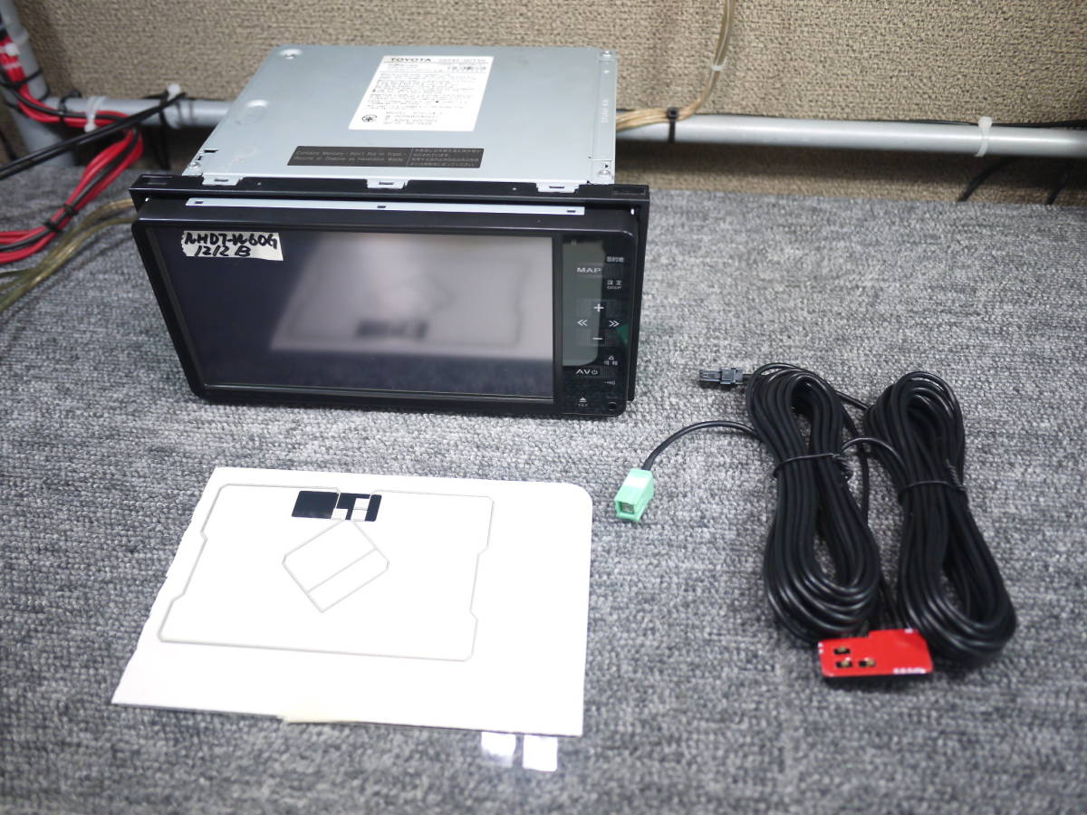 トヨタ純正　10-11年　1SEG内蔵・Bluetooth・DVDビデオ対応・CD録音　NHDT-W60G　新品アンテナ付きです♪♪_新品アンテナ付きです！