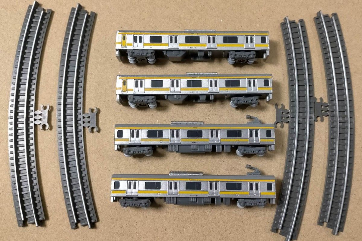バンダイZZトレイン 世界最小の自走式鉄道模型 ZZゲージ 鉄道 バンダイZZトレイン 世界最小の自走式鉄道模型 ZZゲージ 鉄道