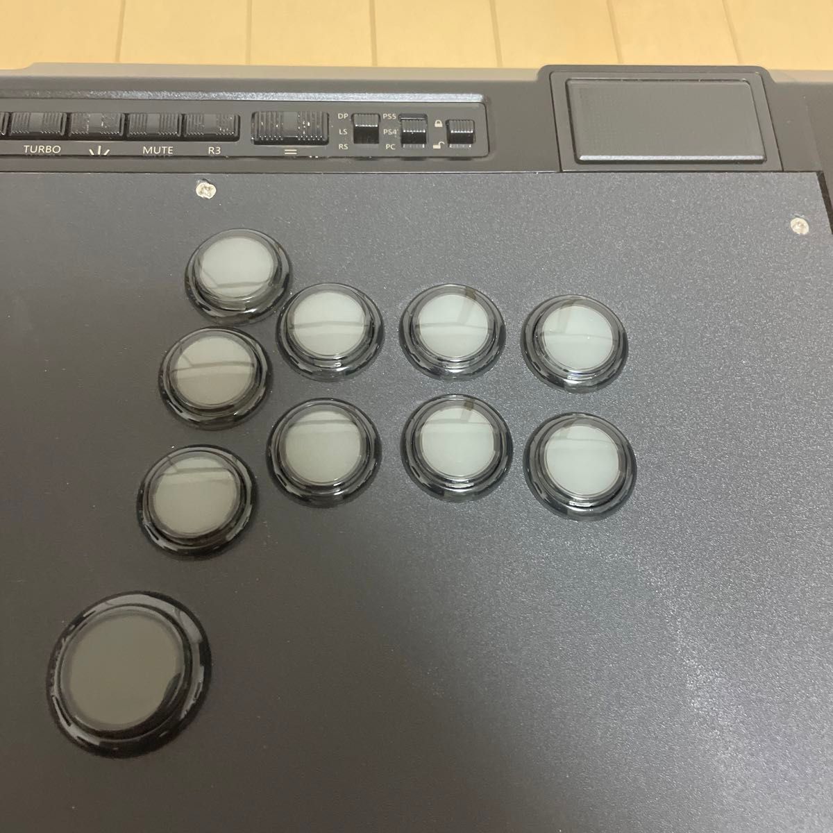 PS5対応】QANBA OBSIDIAN2 L3 R3 ボタン増設 右手24mmカスタム PS5対応】QANBA OBSIDIAN2 L3 R3 ボタン増設 右手24mmカスタム