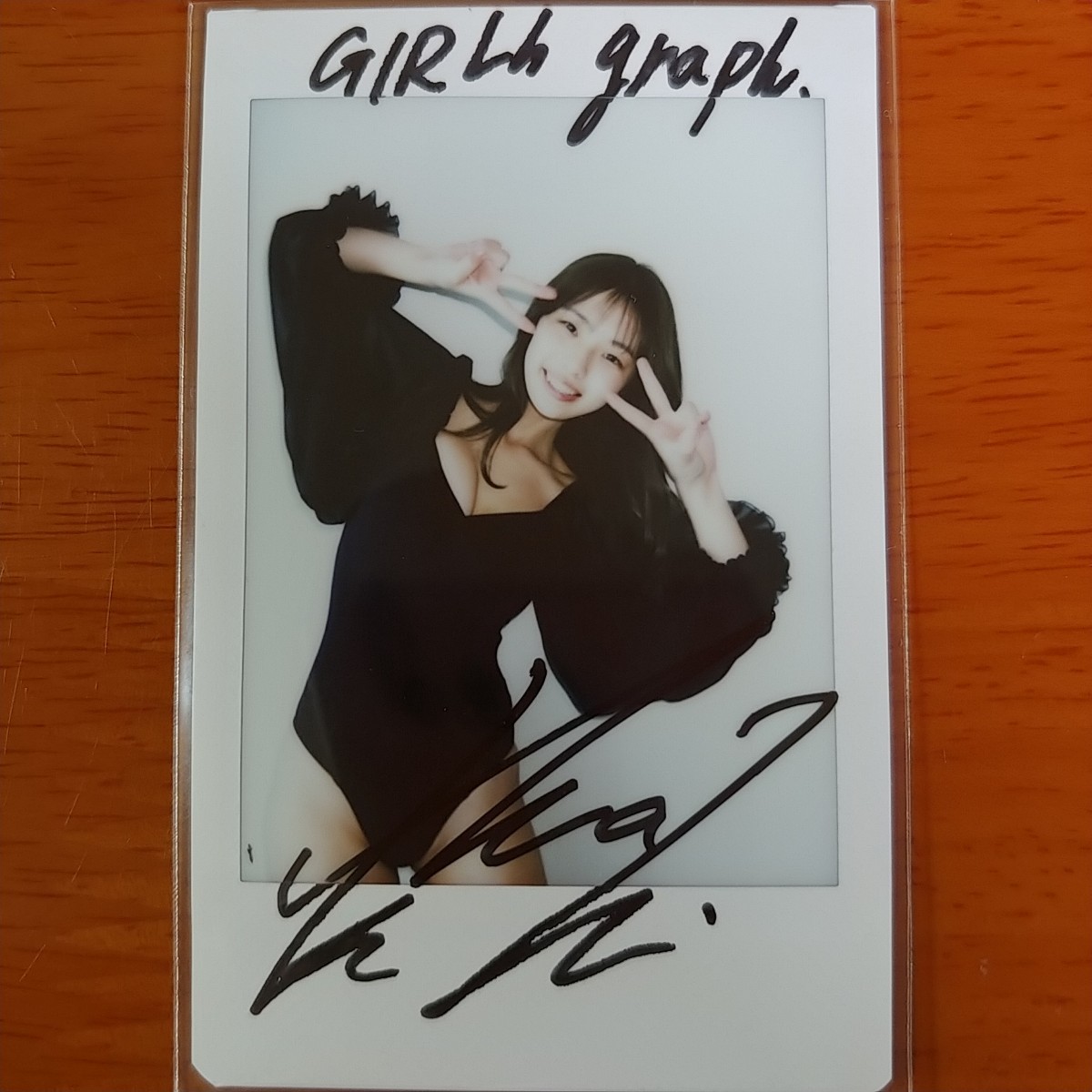 GIRLS graph.005」 抽選プレゼント 菊地姫奈 直筆サイン入り GIRLS graph.005」 抽選プレゼント 菊地姫奈 直筆サイン入り