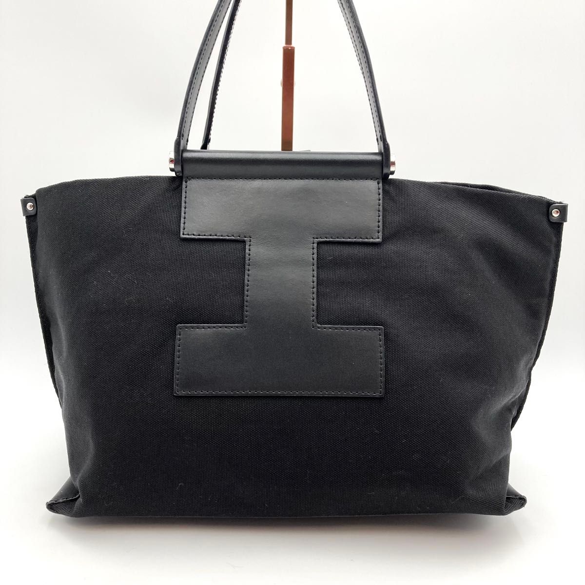 希少モデル【極美品】 IACUCCI イアクッチ ソルベット トート 希少モデル【極美品】 IACUCCI イアクッチ ソルベット トート