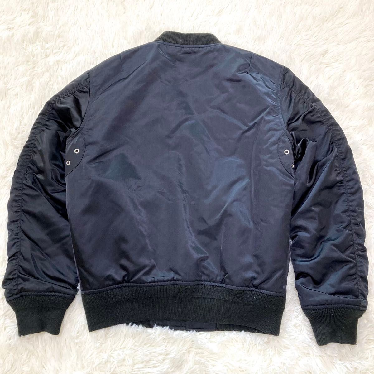 希少【極美品】DIESEL J-SOULY ブルゾン MA-1 ジャケット 希少【極美品】DIESEL J-SOULY ブルゾン MA-1 ジャケット