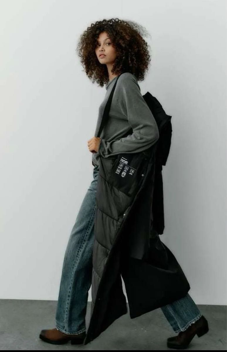 新品 ZARA ロングダウンコート XS ブラック 軽量 防水 ダウン 新品 ZARA ロングダウンコート XS ブラック 軽量 防水 ダウン