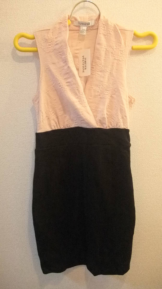 ★FOREVER 21★アメリカフォーエバー21レディースライトドレス　カクテルドレスサイズＳ Ladies Sleeveless Dress size Ｓ　ウエスト34Cm_画像1