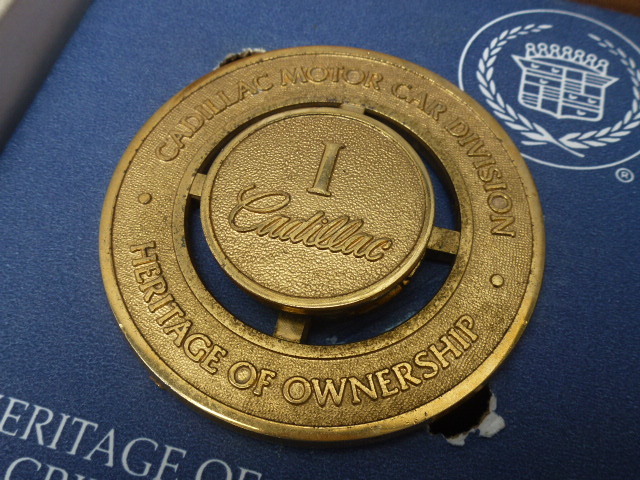 【當(dāng)時(shí)物！】キャデラック グリルバッジ エンブレム ローライダー フリートウッド ブロアム デビル エスカレード ハイドロ デイトン