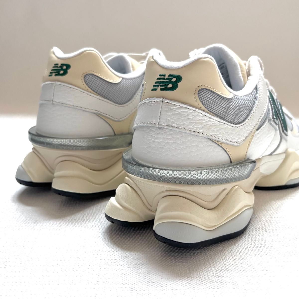 新品 New Balance ニューバランス U9060ESE ホワイト 緑 27 新品 New Balance ニューバランス U9060ESE ホワイト 緑 27