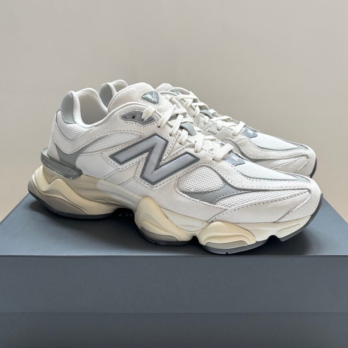 新品 New Balance ニューバランス U9060ECA ホワイト 27 5 新品 New Balance ニューバランス U9060ECA ホワイト 27 5
