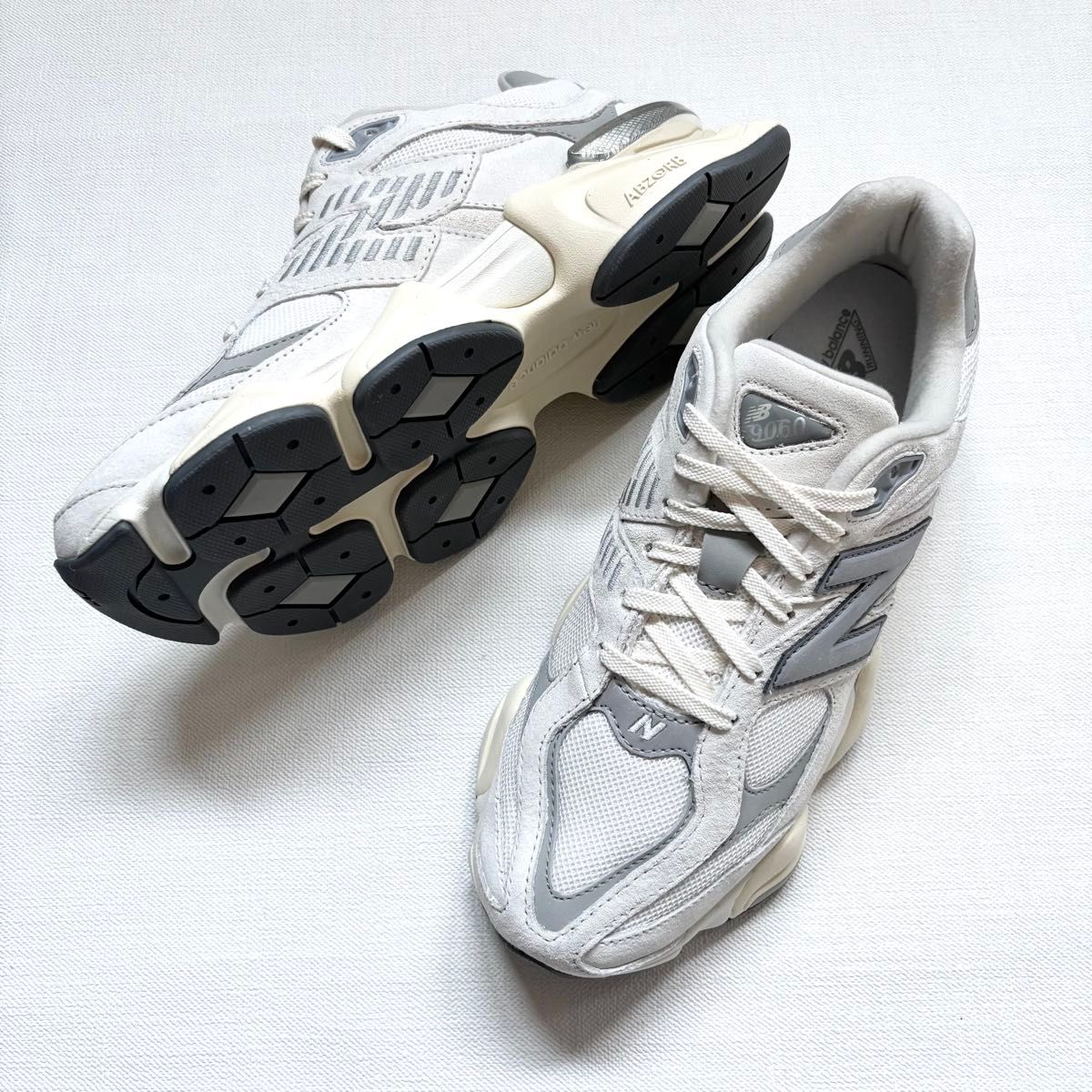 新品 New Balance ニューバランス U9060ECA ホワイト 27 5 新品 New Balance ニューバランス U9060ECA ホワイト 27 5