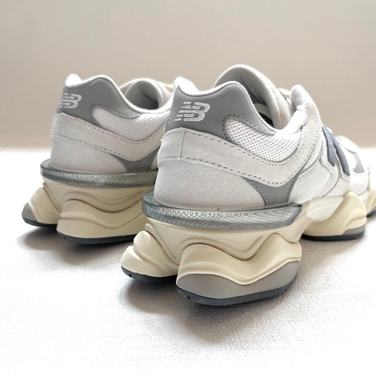 新品 New Balance ニューバランス U9060ECA ホワイト 27 5 新品 New Balance ニューバランス U9060ECA ホワイト 27 5