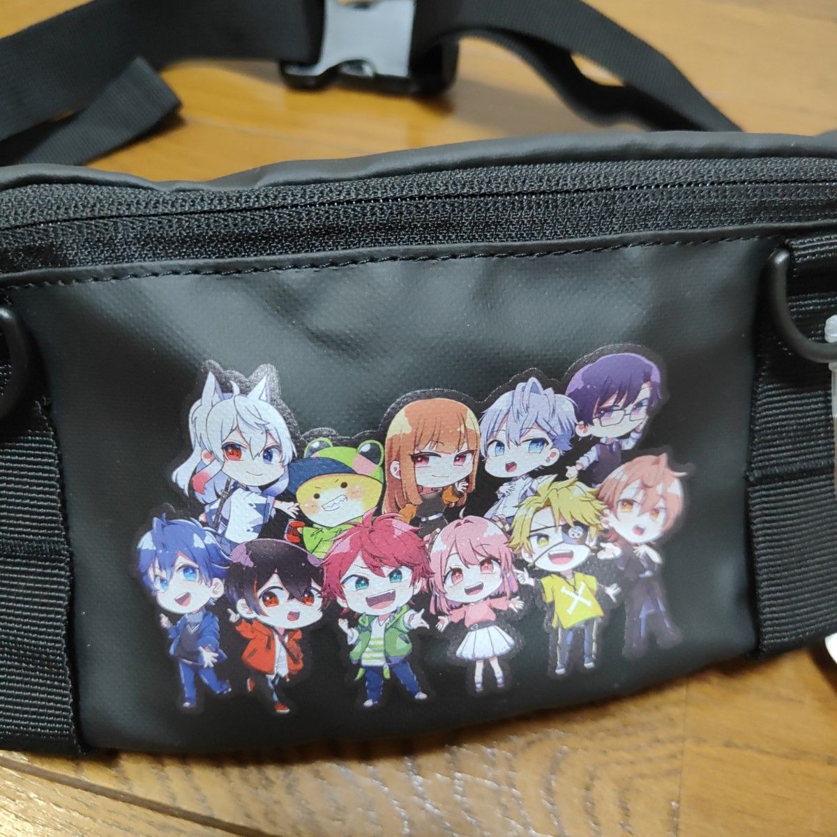 新品】カラフルピーチ からぴち ウエストポーチ ボディバッグ 新品】カラフルピーチ からぴち ウエストポーチ ボディバッグ