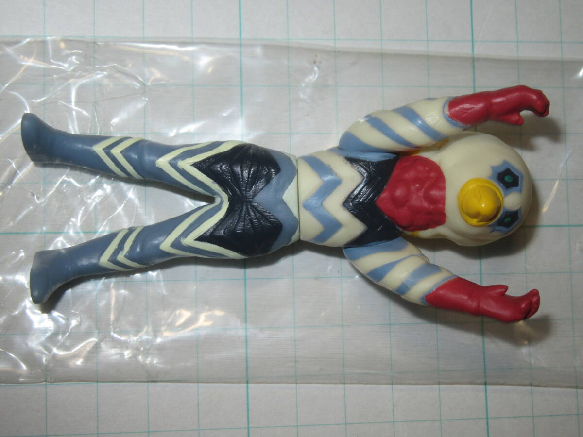 ソフビ 非売品 ガッツ ウルトラファイト スーパーアルティメット ソフビ 非売品 ガッツ ウルトラファイト スーパーアルティメット