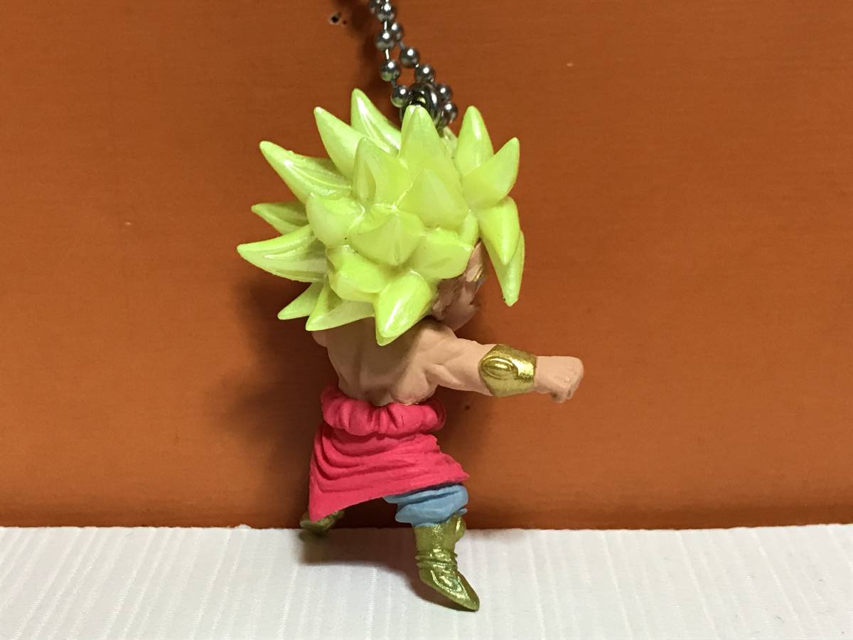 初版 ドラゴンボール バンダイ UDM 超サイヤ人 ブロリー フィギュア キーホルダー カラー違い ガシャポン グッズ BANDAI DB 384_画像6