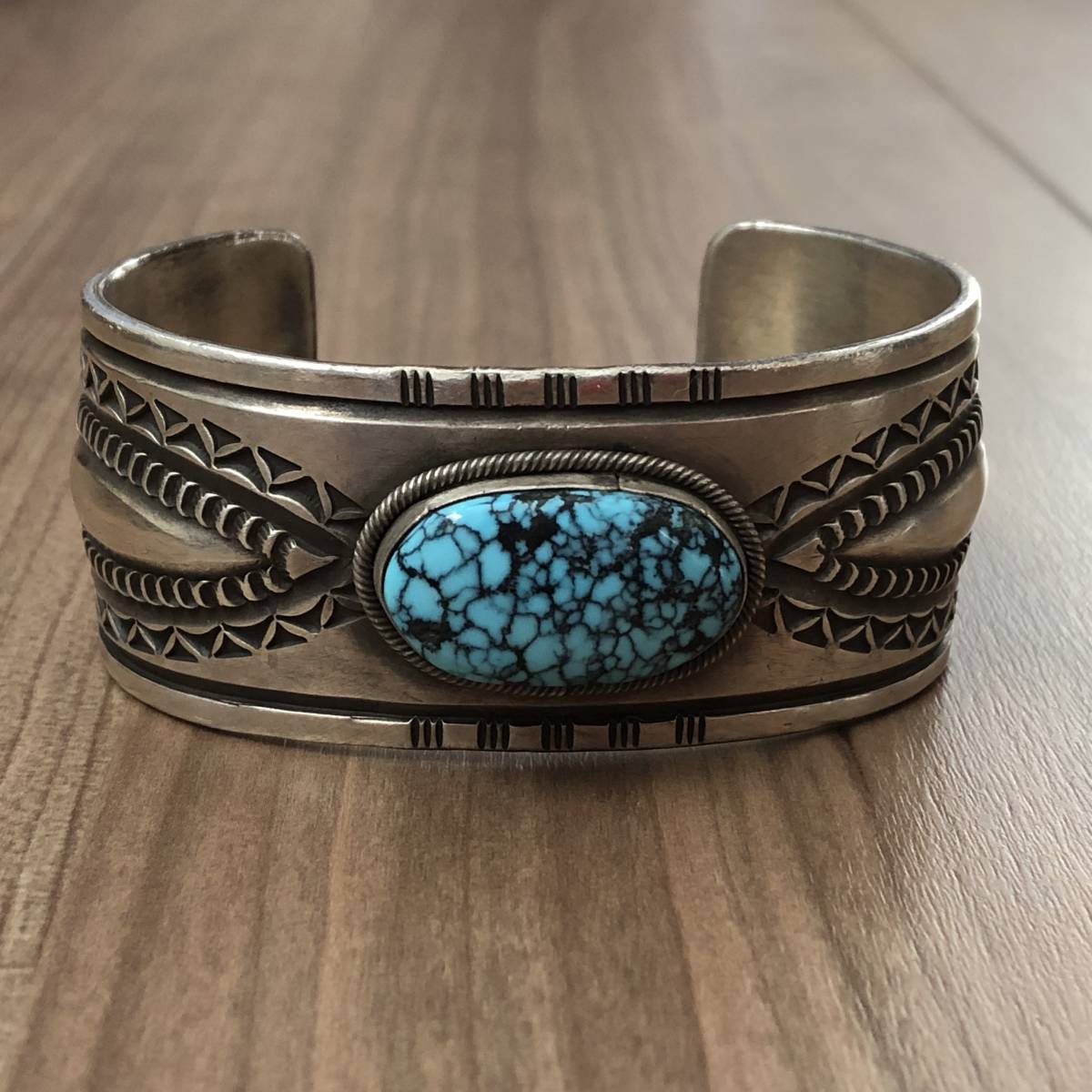 Gary Reeves/ Gary Lee bs bangle natural King man turquoise silver coin