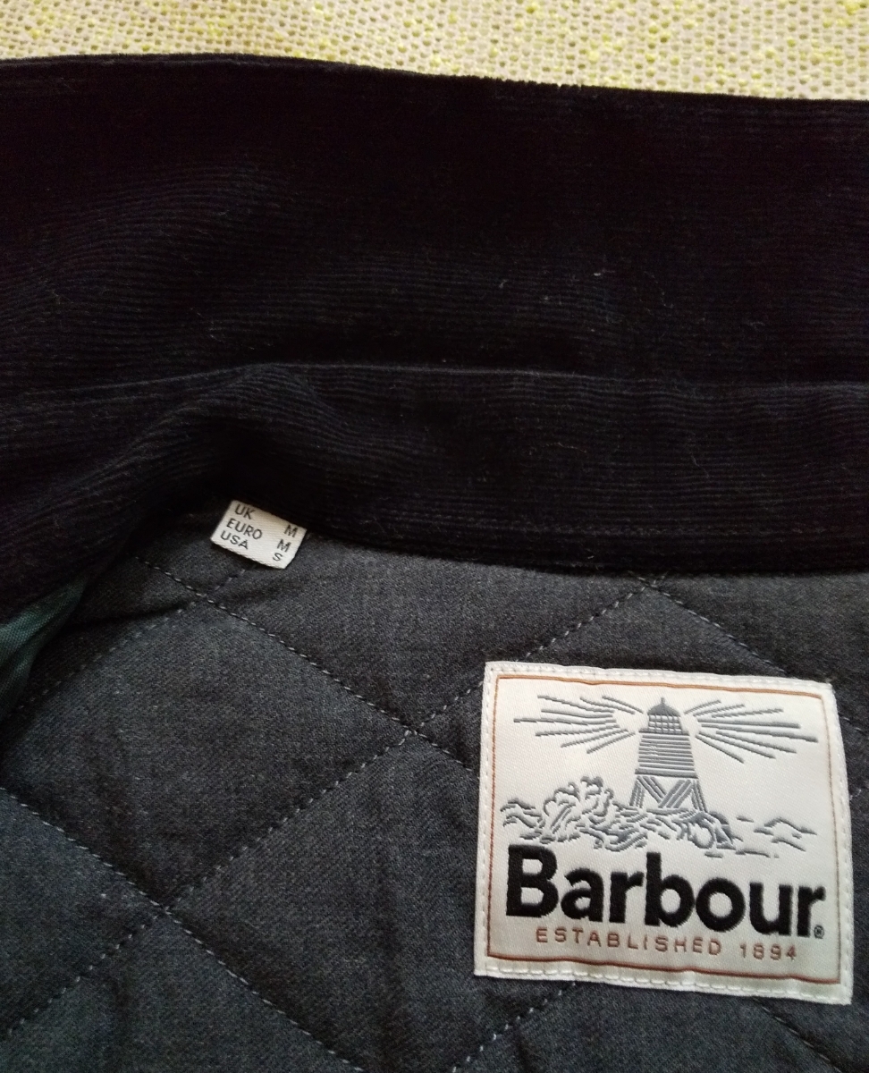 英国 BARBOUR バブアー　メンズ　ジャケット　薄手キルト　グレー　裏グリーン　サイズ（UK/M・EURO/M・ USA/S)_画像8