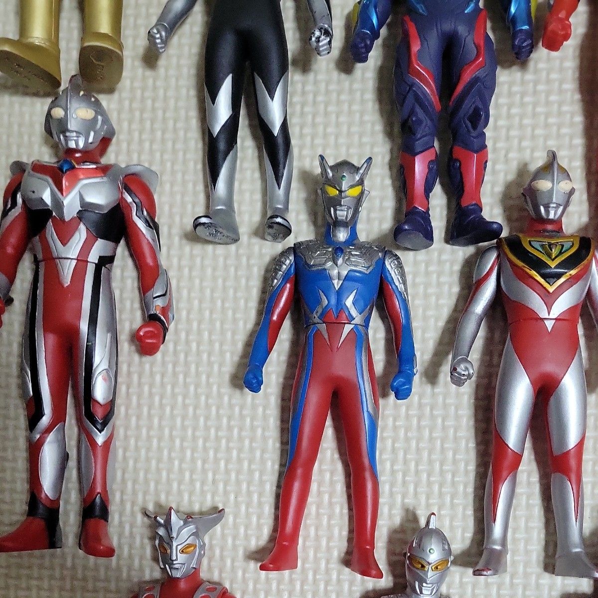 ウルトラマン 怪獣 ソフビまとめ売り 26体セット|Yahoo!フリマ ウルトラマン 怪獣 ソフビまとめ売り 26体セット|Yahoo!フリマ