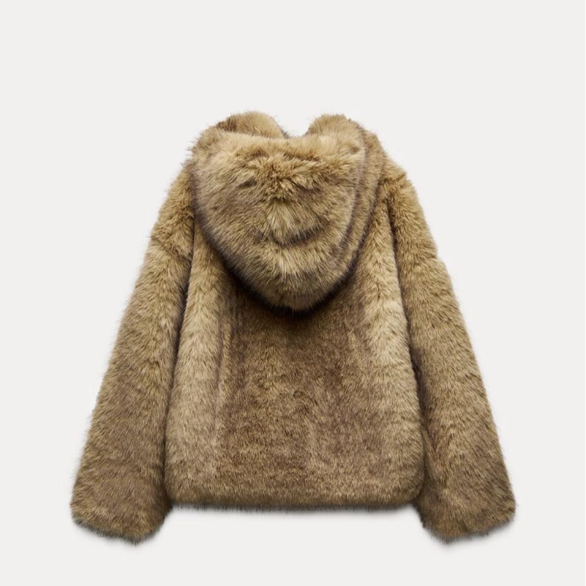 新品タグ付きZARA フェイクファー フード付きコート ファー 新品タグ付きZARA フェイクファー フード付きコート ファー