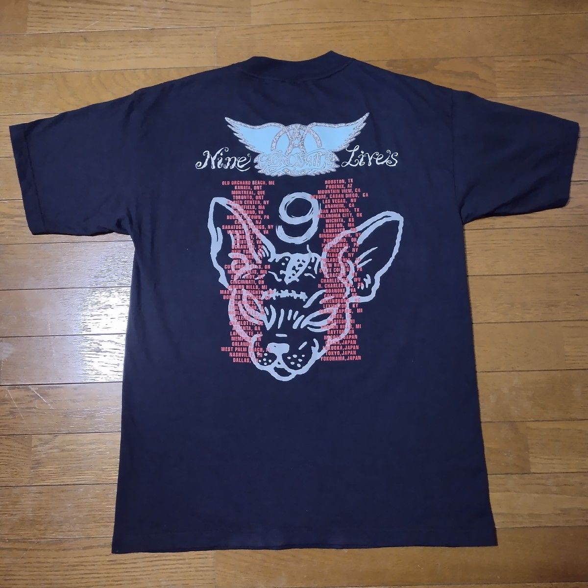 希少 レア AEROSMITH エアロスミス Tシャツ nine lives 希少 レア AEROSMITH エアロスミス Tシャツ nine lives