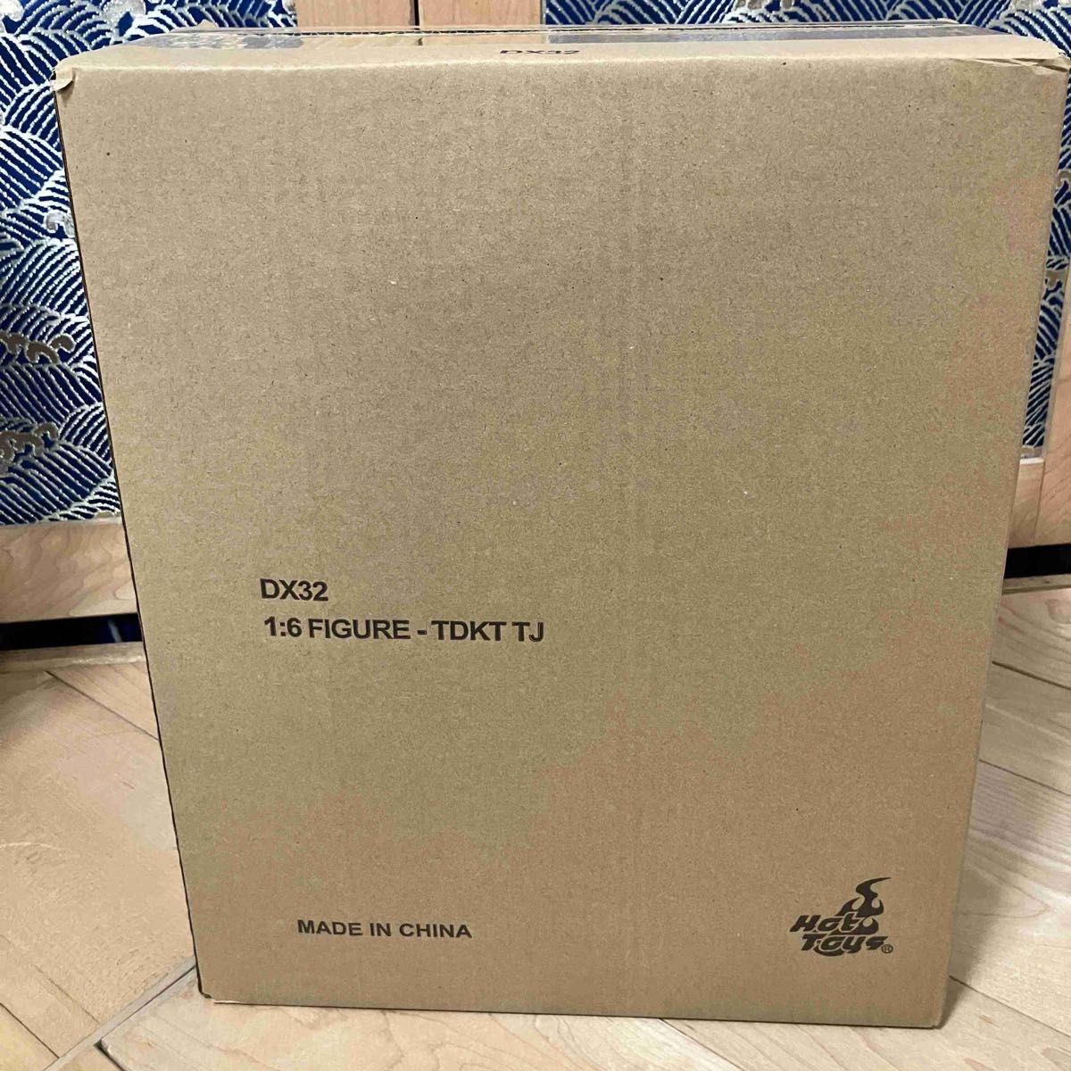 ホットトイズDX32 ダークナイト・トリロジージョーカーThe Dark ホットトイズDX32 ダークナイト・トリロジージョーカーThe Dark