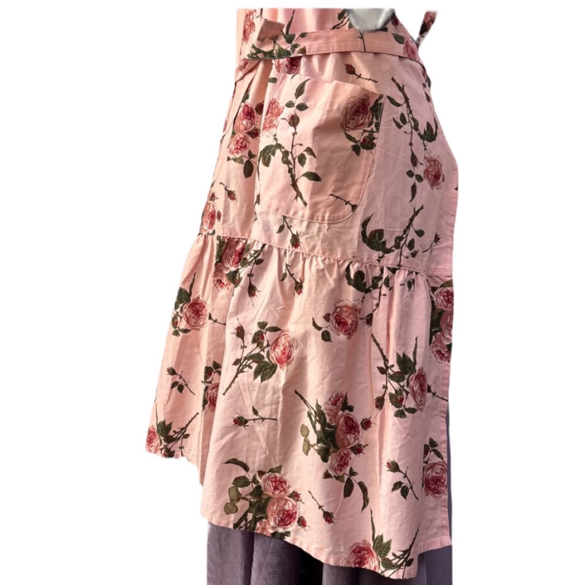 新品タグ付き】PINKHOUSE ピンクハウス 花柄エプロン エプロン 新品タグ付き】PINKHOUSE ピンクハウス 花柄エプロン エプロン