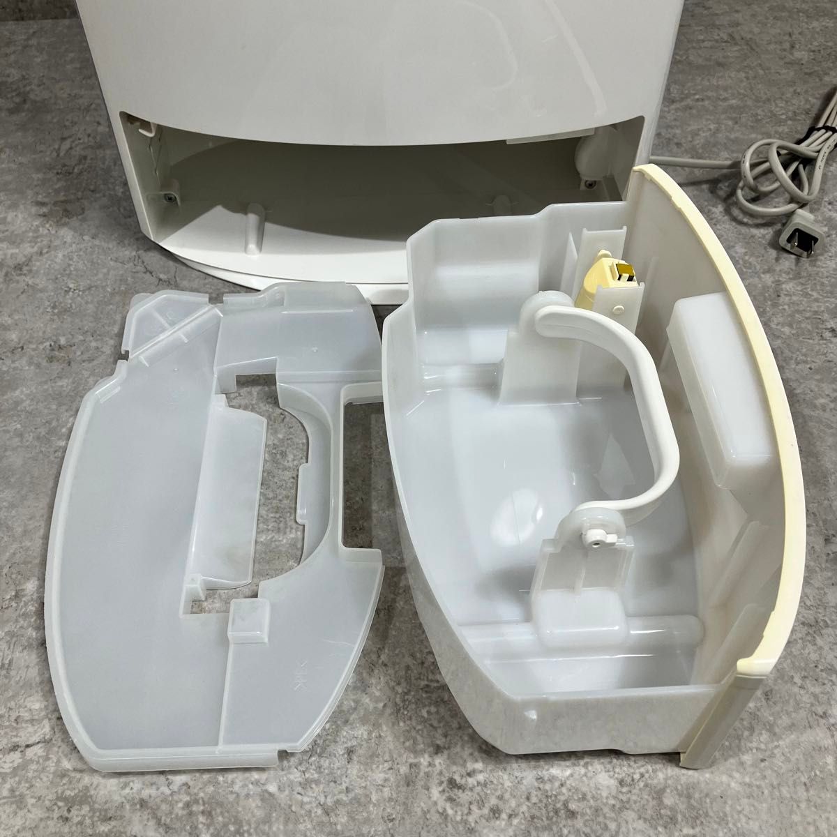美品 パナソニック 除湿機 衣類乾燥機 F-YZH60 オートスウィング 美品 パナソニック 除湿機 衣類乾燥機 F-YZH60 オートスウィング