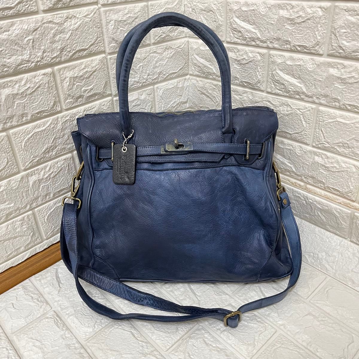 美品 牛革バッグ PELLICCIA ペリシア ITALY レディース ビジネス 美品 牛革バッグ PELLICCIA ペリシア ITALY レディース ビジネス