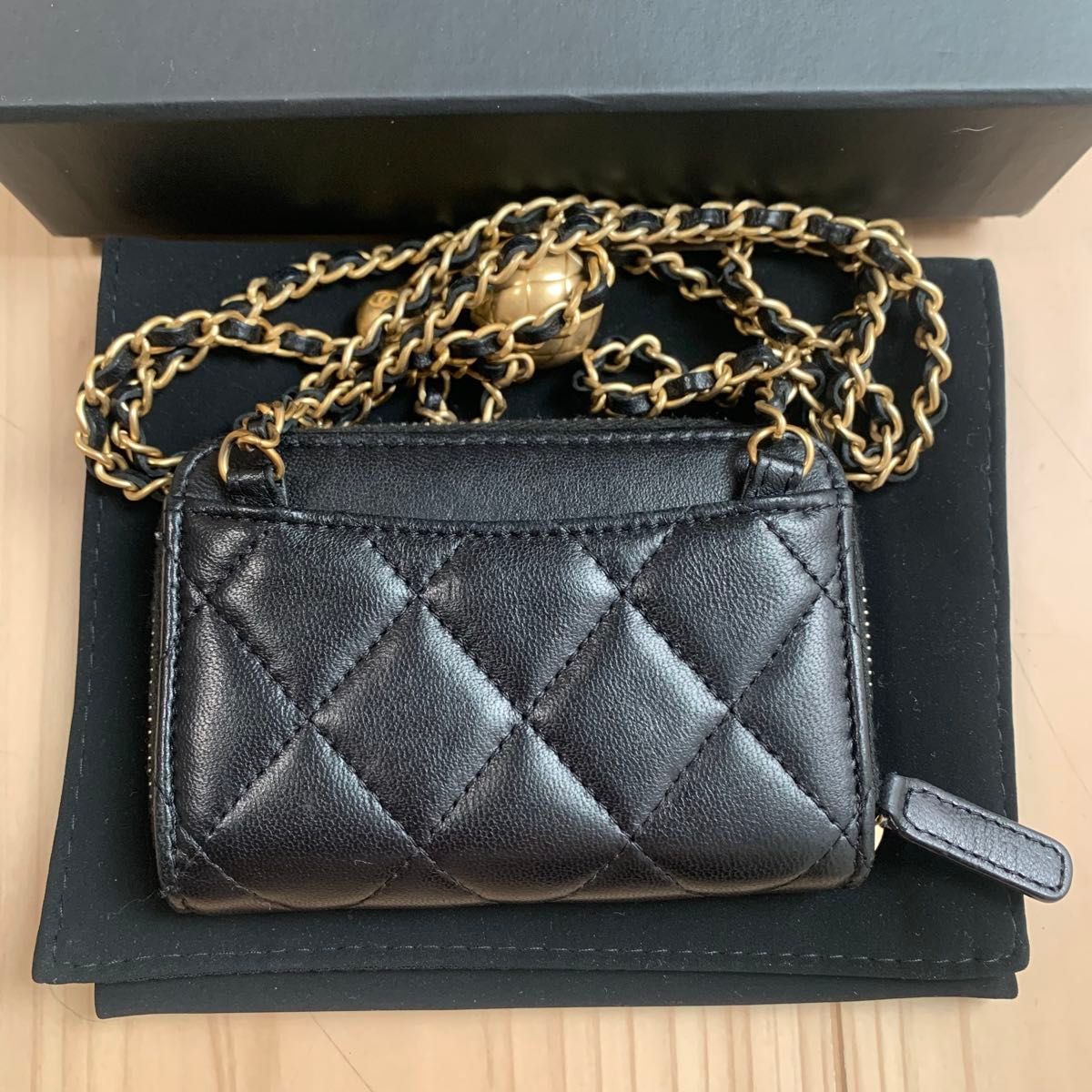 CHANEL CC_チェーンクラッチ パールチェーンウォレット CHANEL パールクラッシュ チェーンクラッチ ミニチェーン