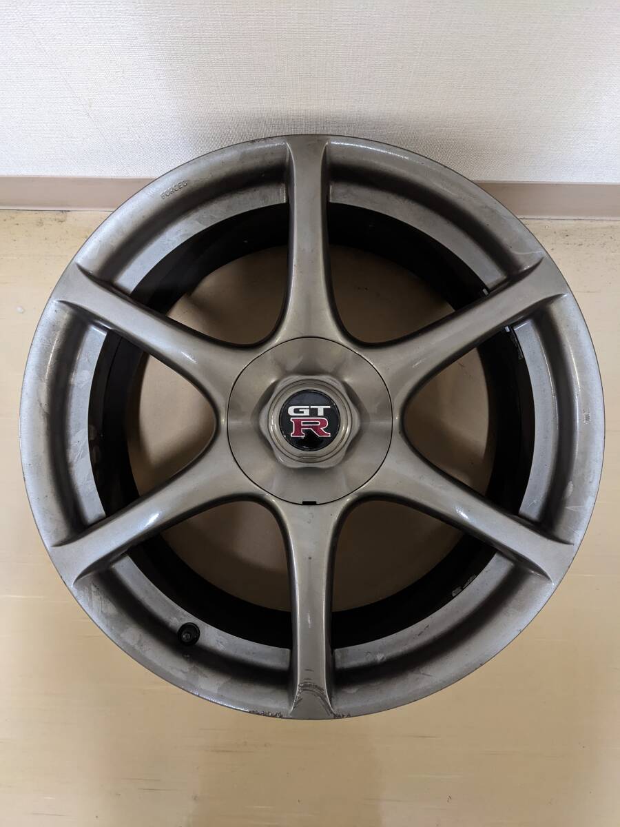 BNR34 日産 純正 ホイール 18インチ 4本セット センターキャップ BNR34 日産 純正 ホイール 18インチ 4本セット センターキャップ