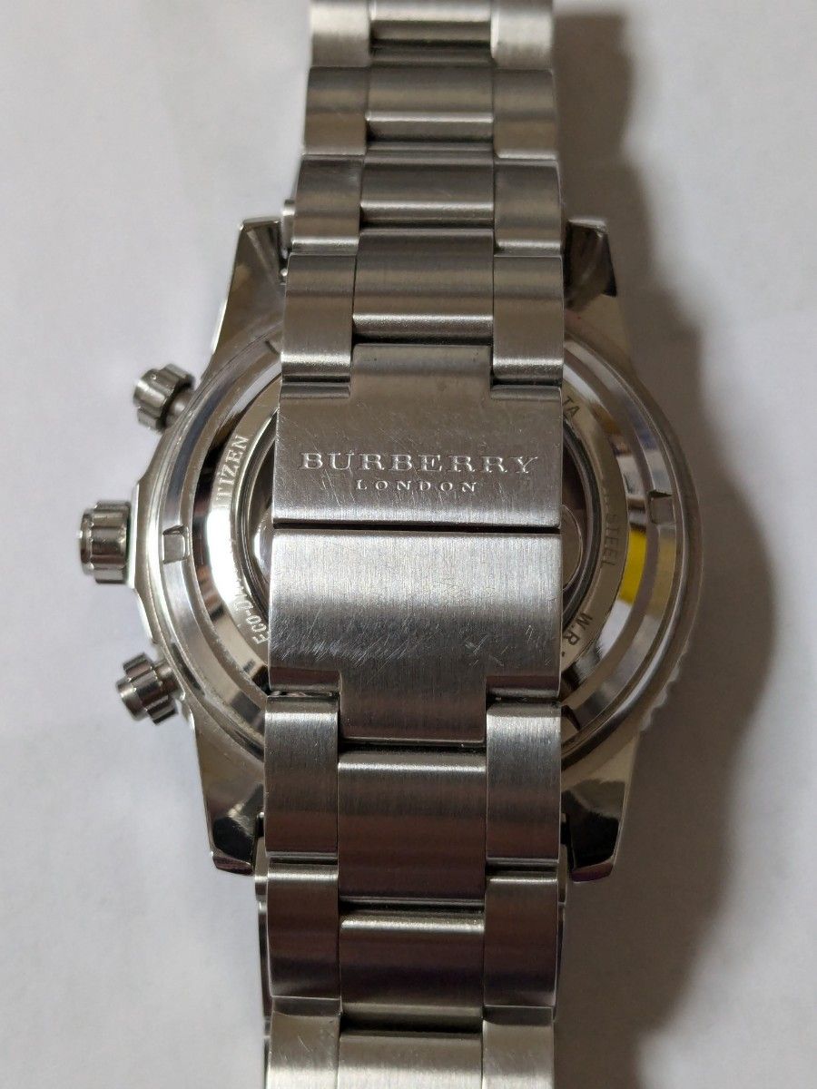 希少】バーバリー 腕時計 シチズン製 Eco-Drive Duo 自動巻発電 希少】バーバリー 腕時計 シチズン製 Eco-Drive Duo 自動巻発電