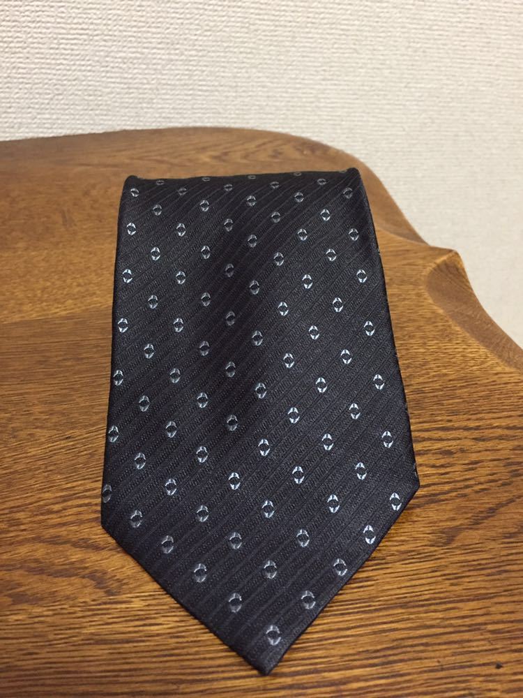 ARMANI COLLEZIONI Armani total pattern necktie Italy made 