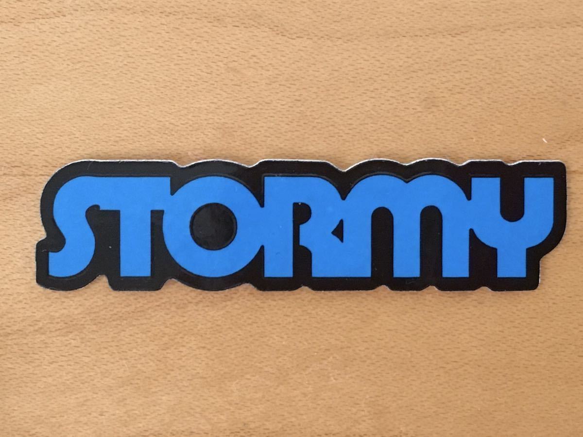 ③【STORMY ストーミー】ステッカー シール 5.6cm スケートボード スケボー 蛍光青の画像1