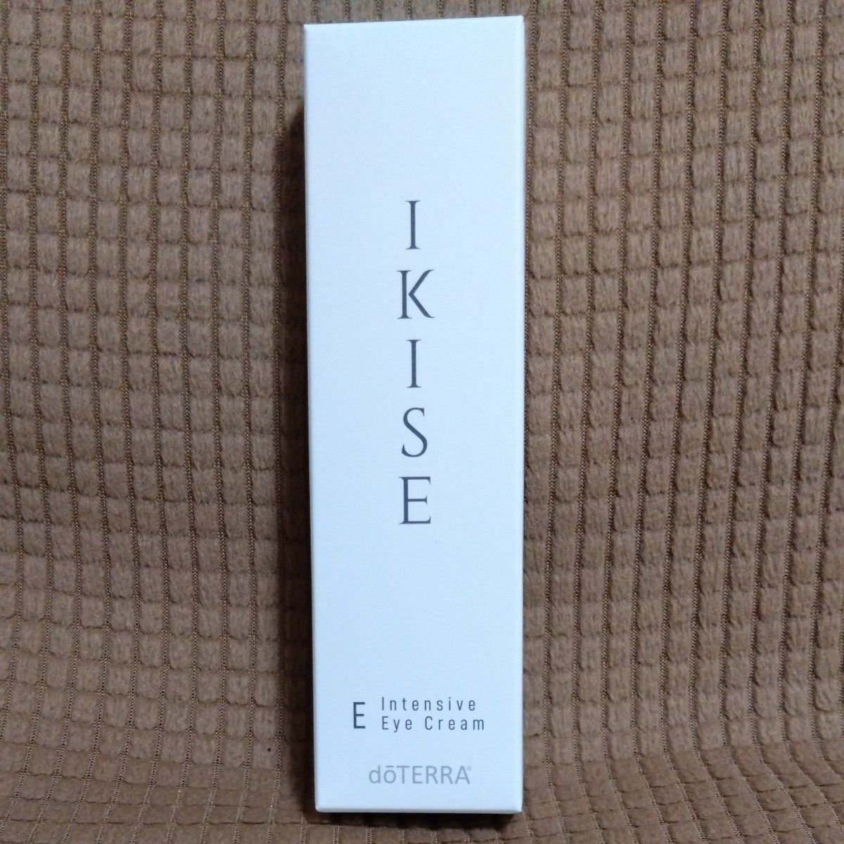 ドテラ IKISE イキセ インテンシブアイクリーム 20g 新品未開封 ドテラ IKISE イキセ インテンシブアイクリーム 20g 新品未開封