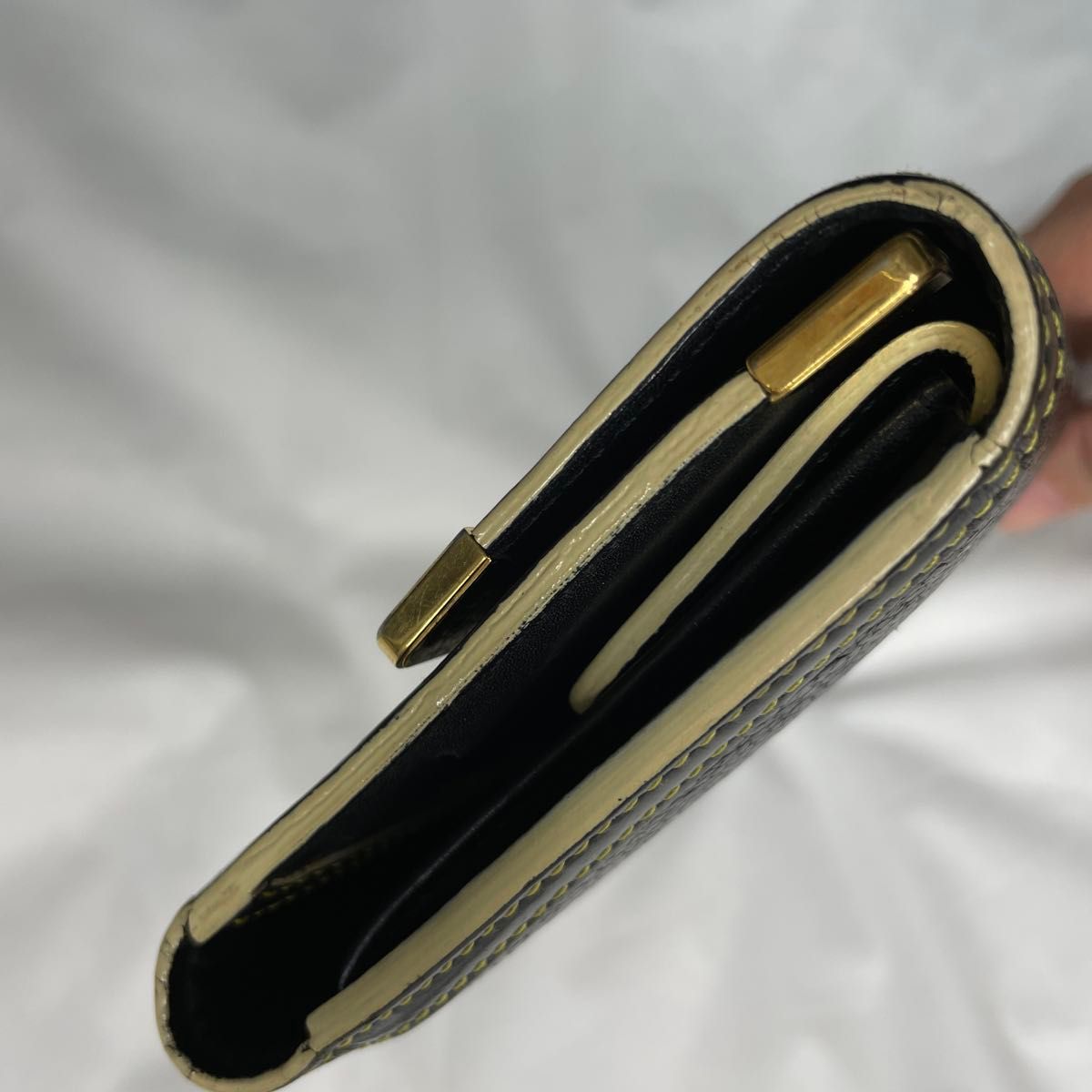 LOUIS VUITTON スハリ 長財布 黒 三つ折り 廃盤品 ルイヴィトン LOUIS VUITTON スハリ 長財布 黒 三つ折り 廃盤品 ルイヴィトン